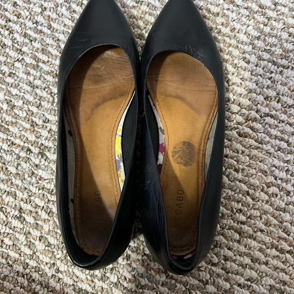 Black Dress Shoes - Picture 3 of 3